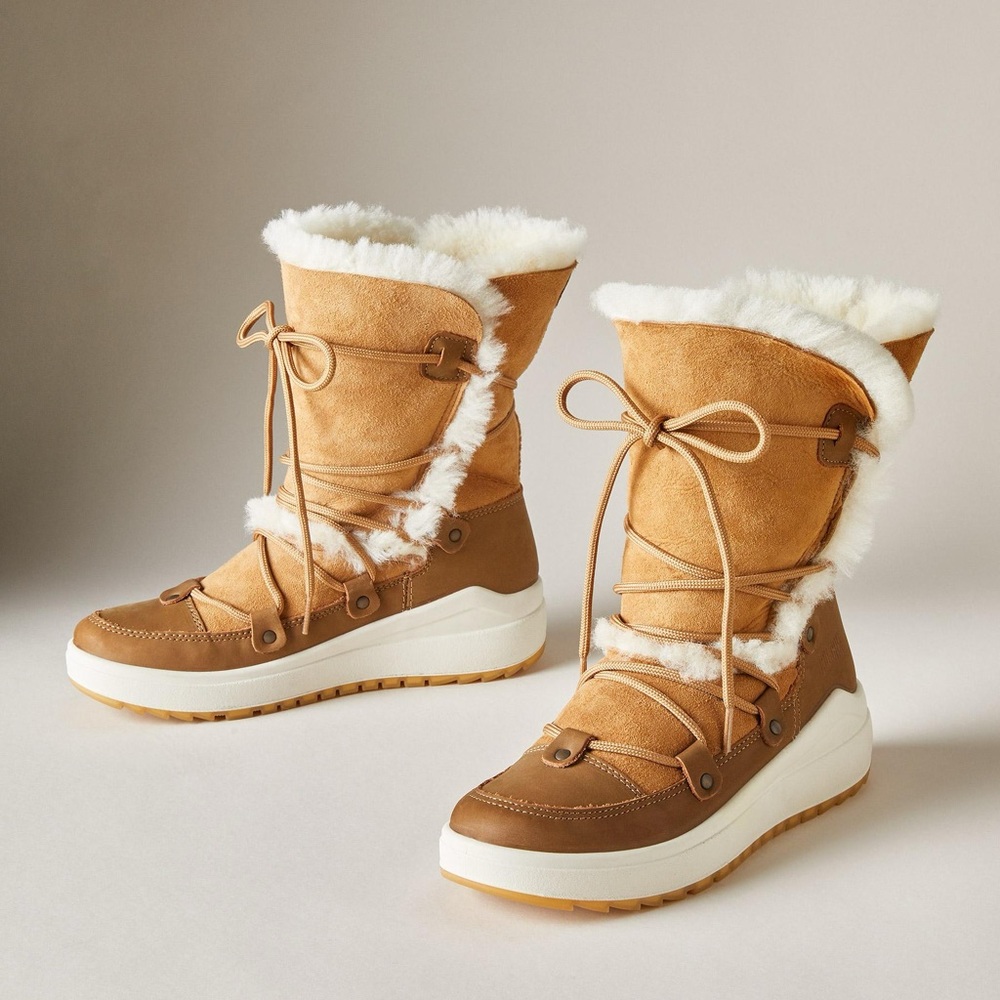 Cougar Tan and White Winter Boots